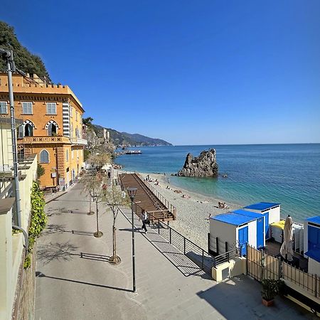 Hotel Meuble Agavi Монтеросо ал Маре Екстериор снимка