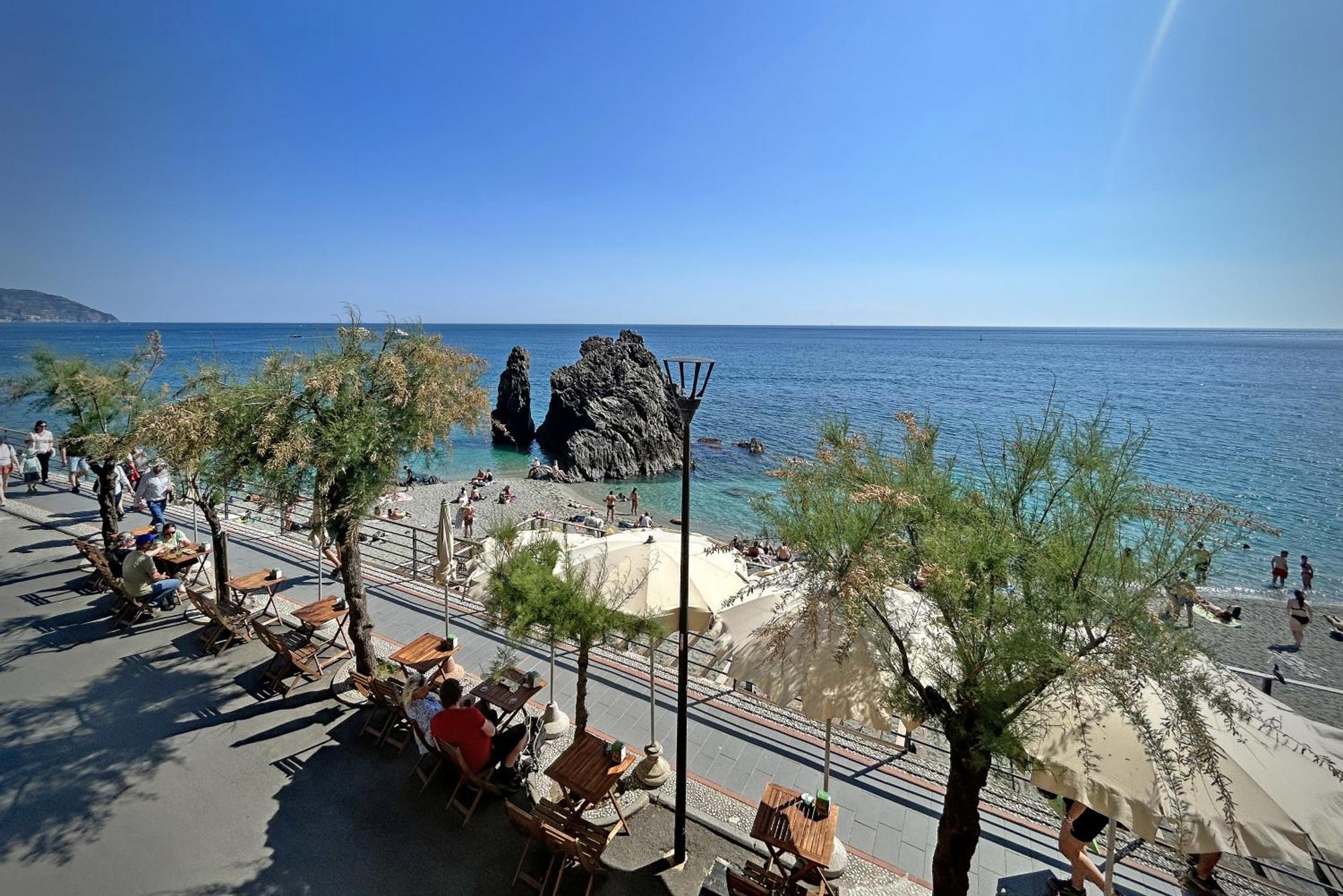 Hotel Meuble Agavi Монтеросо ал Маре Екстериор снимка