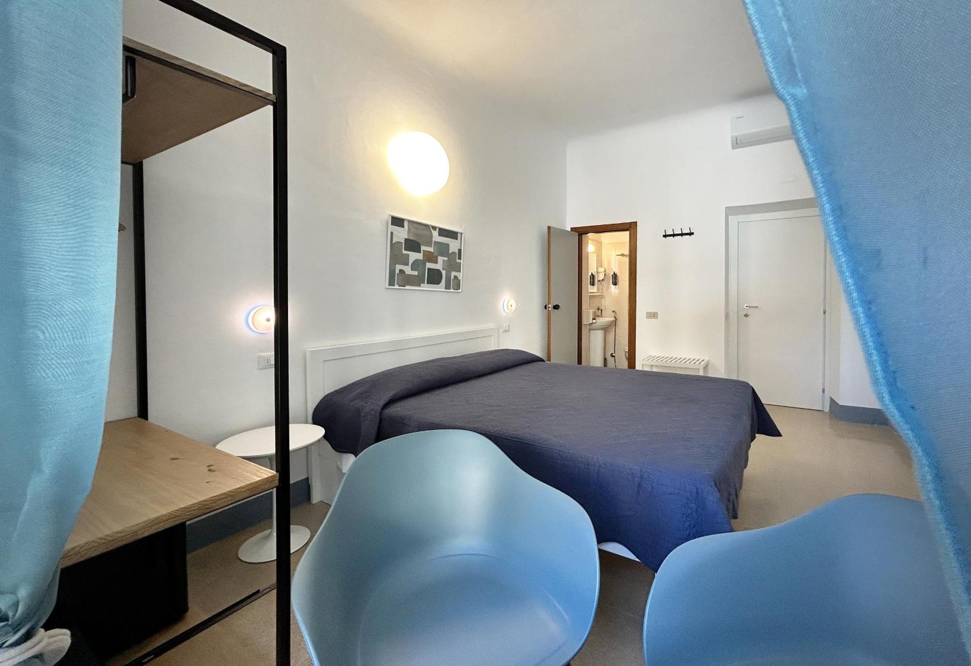 Hotel Meuble Agavi Монтеросо ал Маре Екстериор снимка